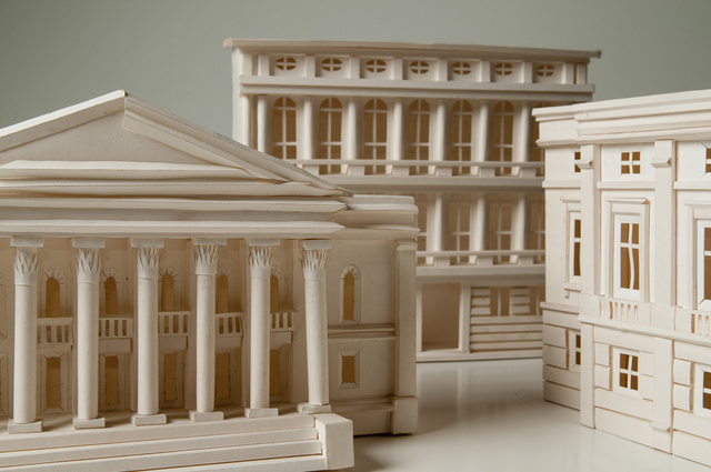 Gebäudefassade Gruppe