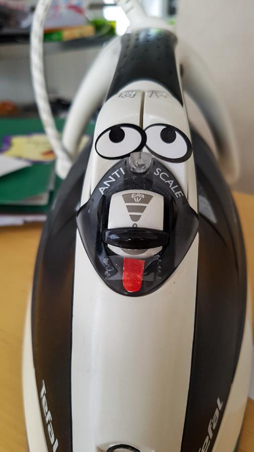 Habe ein Auge auf dich