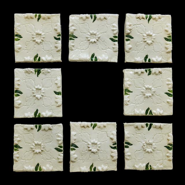 Fliesen mit floralem Motiv